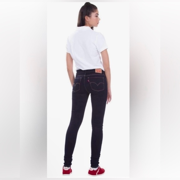 Levi's 710 Super Skinny Navy Blue Jeans. Stretch. Size 28
PERFECT CONDITION! - Picture 2 of 8